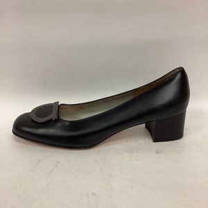 Salvatore Ferragamo Boutique Sanna Style Black Leather Pumps SZ 9.5